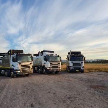 Mainstream Triplets Vac Trucks
